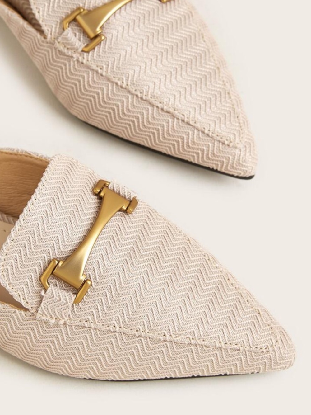 Beige Pointed Toe Mule Flats – Gold Detail Slip-On Loafer Shoes - 9.5 - Picture 3 of 5